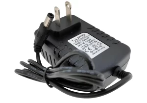 Adaptador El?ctrico 12V 2 Amperios